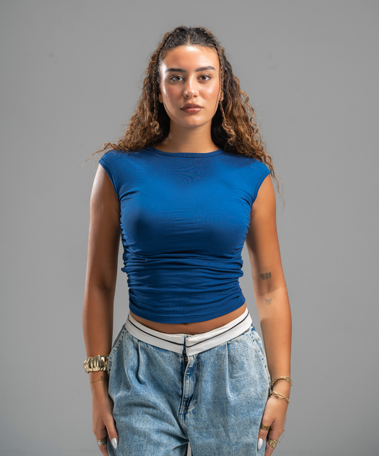 Scrunch side navy top